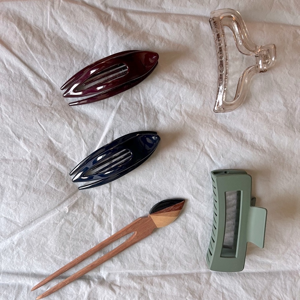 NWOT Set of Hair Clips and Hair Fork